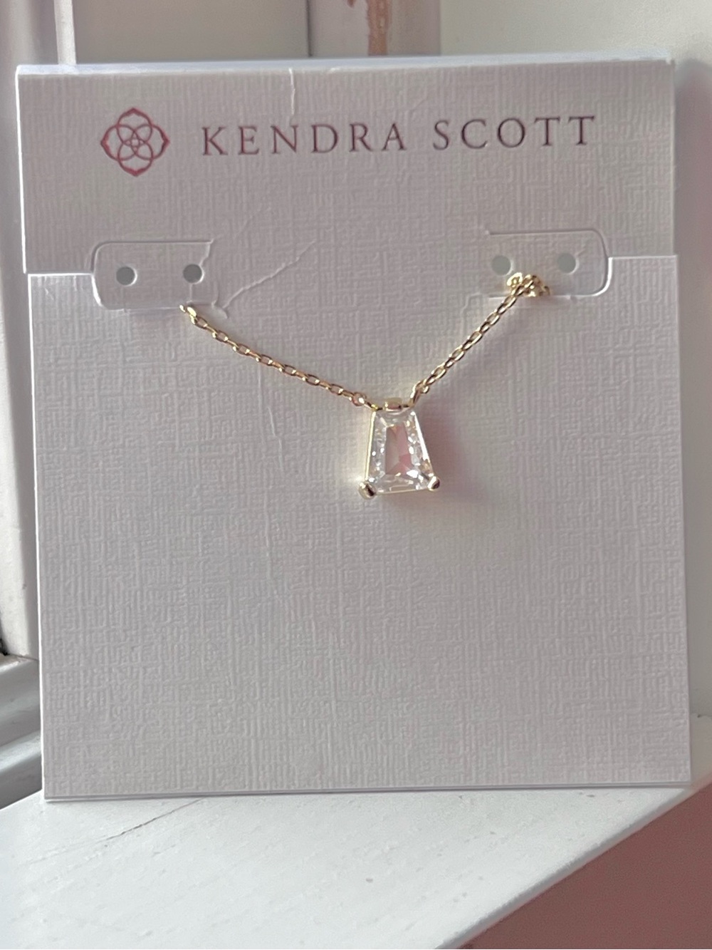 Kendra Scott, Unique Designer, Pendant, Necklace, Tons of Sparkle! NEW with TAGS